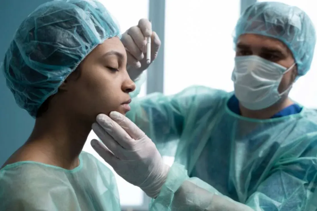 plastic surgeon in aundh